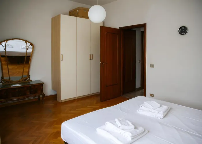 Quaint 2-br Outside Ztl *
