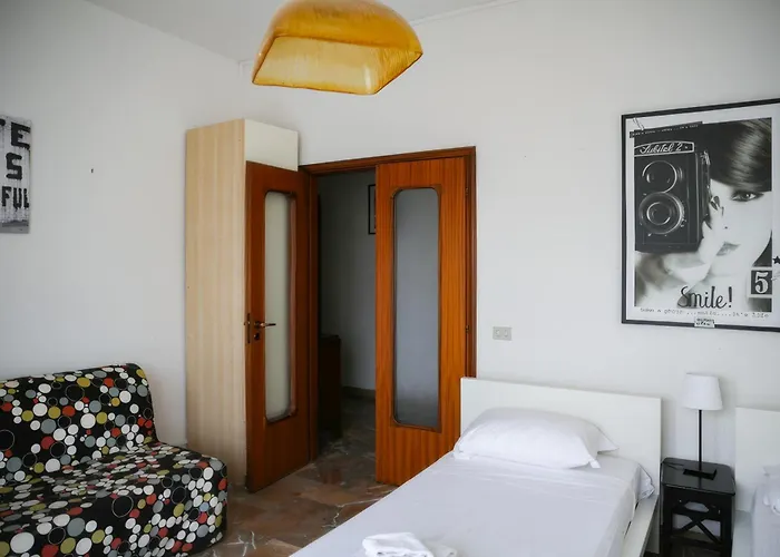 Apartment Quaint 2-br Outside Ztl *